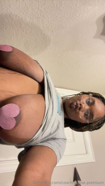 Kevi / cooch.goose.premium nude photo #19