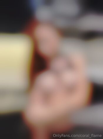 Cora / coral_flame nude photo #37