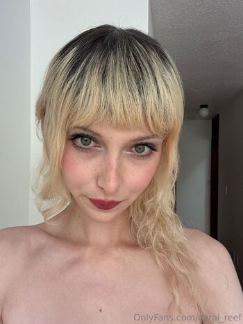 Ann / coral_reef nude photo #8