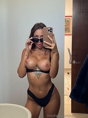 Cora / coramayxo nude photo #18