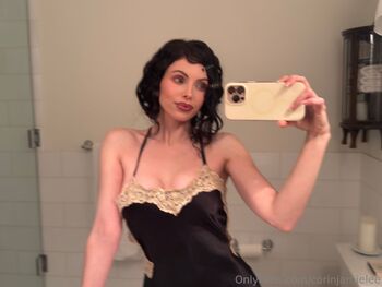 Corinjamiele / corinjamielee / corinjclark nude photo #6
