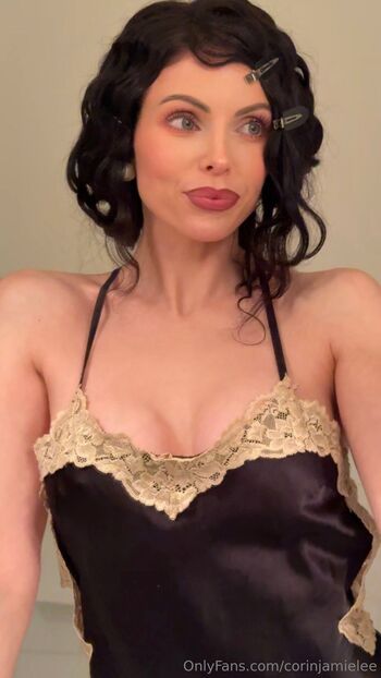 Corinjamiele / corinjamielee / corinjclark nude photo #7