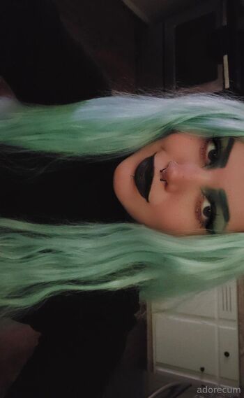 𓆩ᗢ / cosplayadore nude photo #3