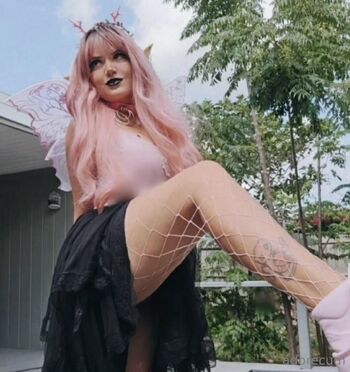 𓆩ᗢ / cosplayadore nude photo #11