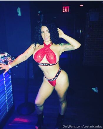 Traveling with CurvyBarb / costaricanluv nude photo #3