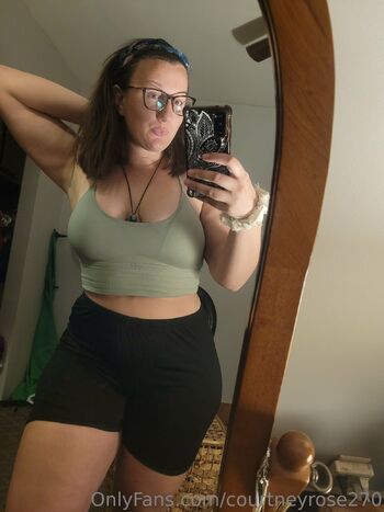 Cour / court_3_3 nude photo #20