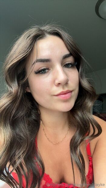 Courtney Blayk / courtneyblayke nude photo #5