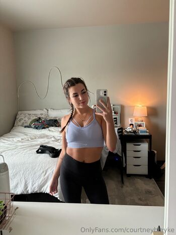 Courtney Blayk / courtneyblayke nude photo #16