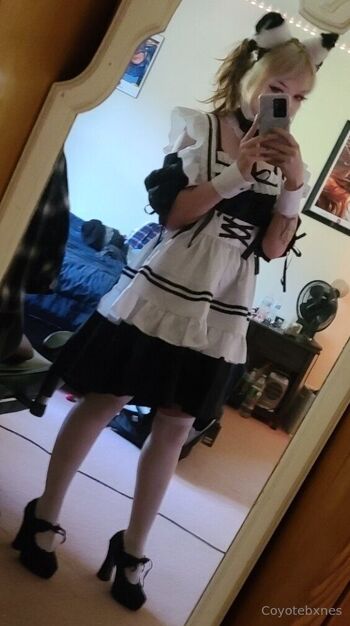 Emile / coyotebxnes nude photo #15