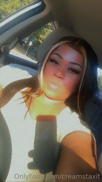 Creamstaxi / creamstaxit nude photo #1