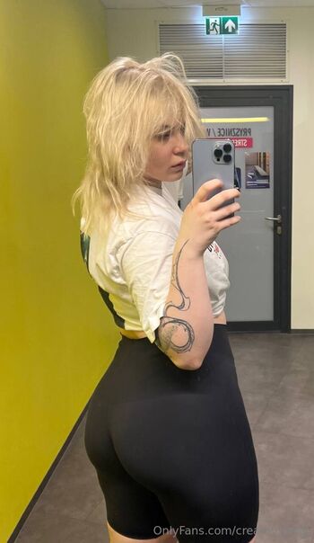 Kelly SEXTING queen / creamy_kelly nude photo #37