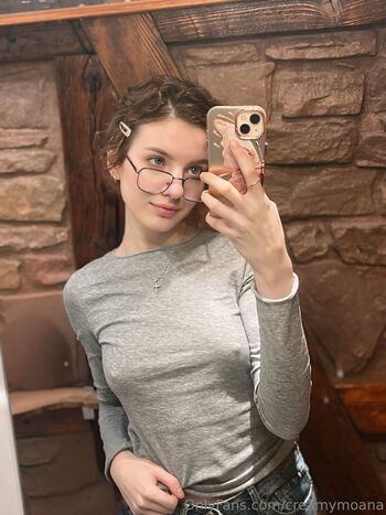 Moana / creamymoana nude photo #20