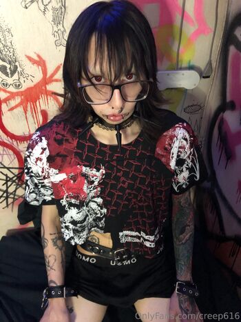 C R E E P / creep616 nude photo #4