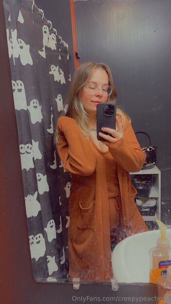 Creepy Peache / creepypeachesx nude photo #21
