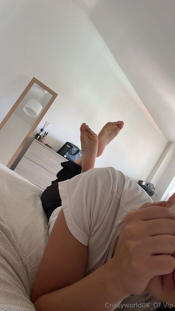 Criss / crissyworld0k nude photo #3