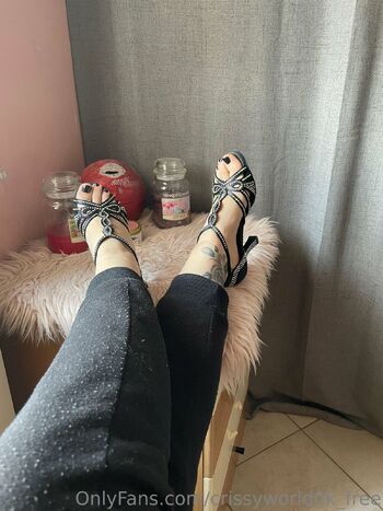 Criss / crissyworld0k_free nude photo #27