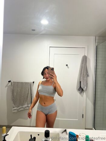 CroHOE ting / crohoeteafree nude photo #6