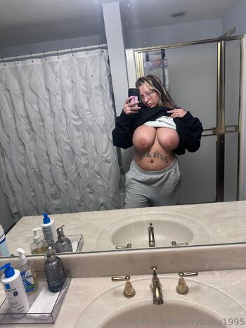 Cry Baby / crybaby1995 / cheyrosexxof nude photo #15