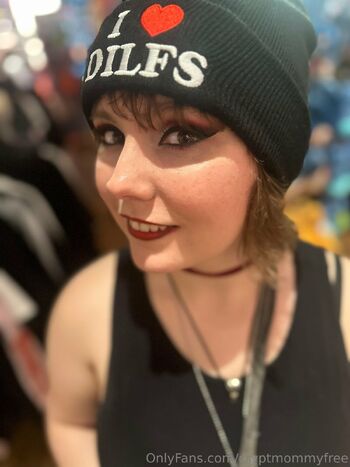 CryptmommyFre / cryptmommyfree nude photo #12