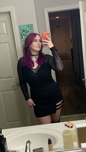 Plumeri / cryxtid nude photo #18