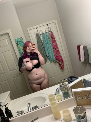 Plumeri / cryxtid nude photo #35