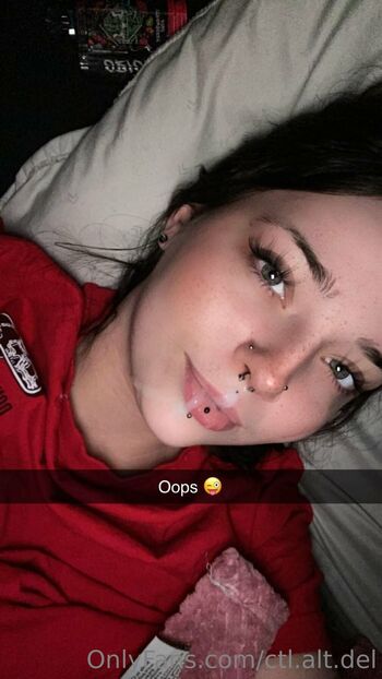 𝐴𝑙𝑡𝐾𝑖𝑡 𝑇𝑜𝑝 4 / ctl.alt.del nude photo #13