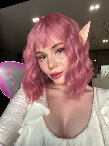 Lola / cuddle_bunnyy nude photo #1