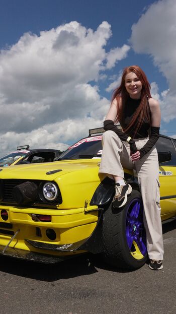 Lola / cuddle_bunnyy nude photo #2