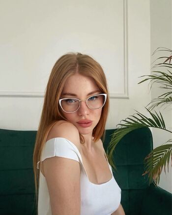 Lola / cuddle_bunnyy nude photo #10