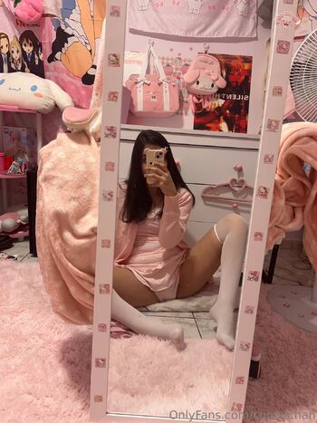 Lul / cunnychan nude photo #14