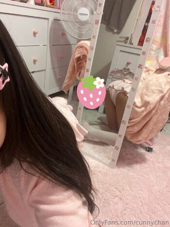 Lul / cunnychan nude photo #17