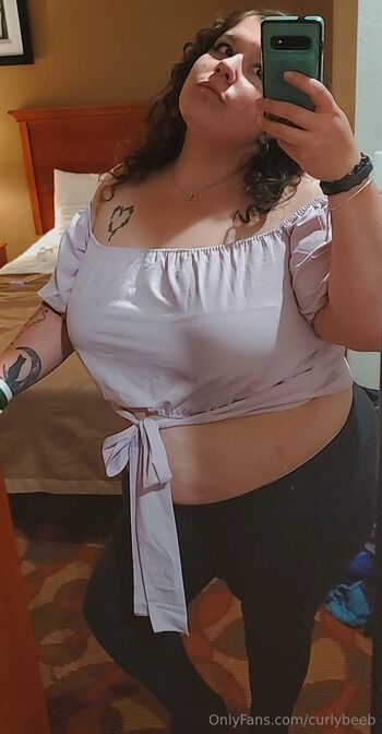 ૮µ૨ℓყɓεεɓ ҡαƭ / curlybeeb nude photo #35