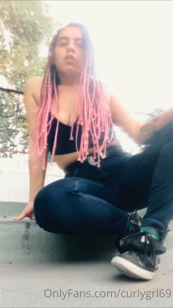 𝐋 𝐀 𝐃 𝐘 𝐂 𝐔 𝐑 𝐋 𝐘 / curlygrl69 nude photo #28