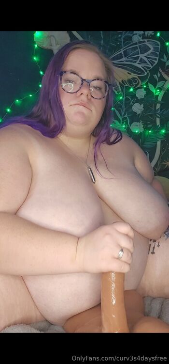 Lilyth Baker PP / curv3s4daysfree nude photo #13