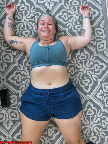curvy4urpleasur / curvy4urpleasure nude photo #30