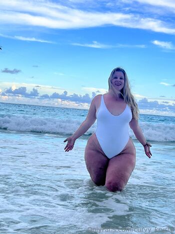 Curvy Kryst / curvy_krysta nude photo #30