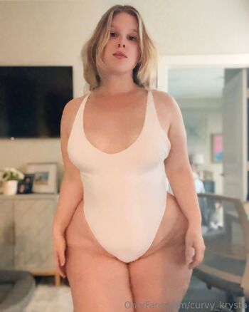 Curvy Kryst / curvy_krysta nude photo #37