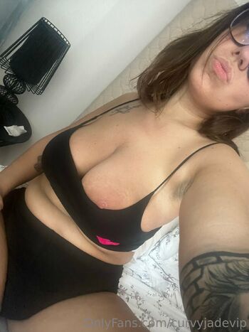 curvyjadevip