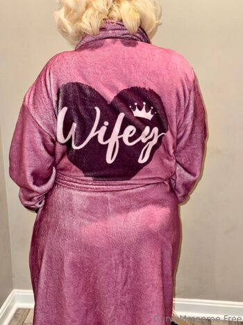 curvymmonroefre / curvymmonroefree nude photo #30