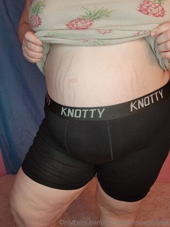 Curvymonstergir / curvymonstergirlfree nude photo #4