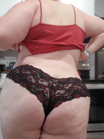 Curvymonstergir / curvymonstergirlfree nude photo #20