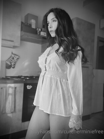 CuteHerminieFRE / cuteherminiefree nude photo #12