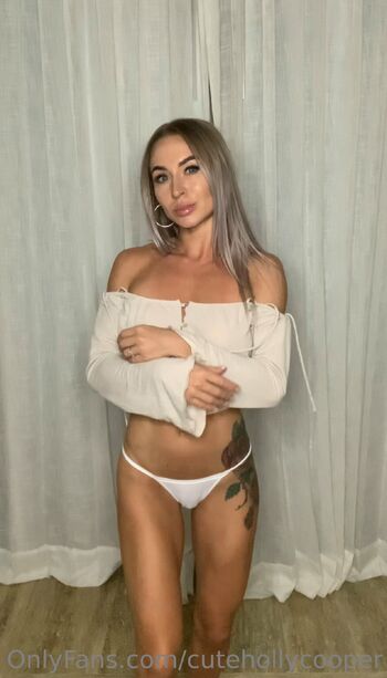 Holly / cutehollycooper nude photo #25