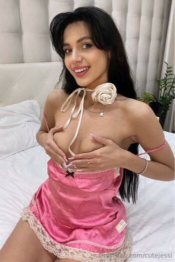 𝕮𝖚𝖙𝖊 𝕵𝖊𝖘𝖘 / cutejessi nude photo #37