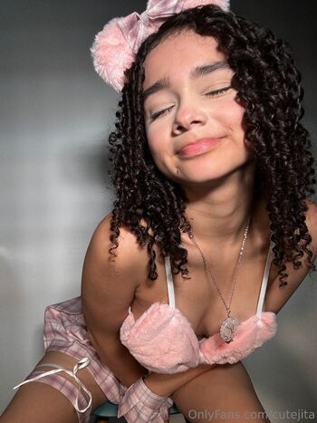 Cute Conejita / cutejita nude photo #14