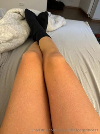 Goddess_Len / cutie.littlefootprincess nude photo #11