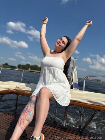 Eliza Caban / cutiecabani nude photo #3