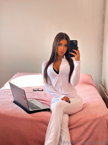 Gia / cutieegia nude photo #4