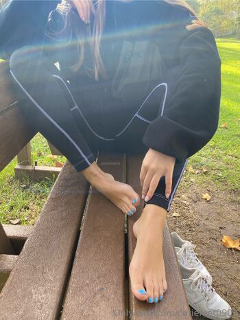 Cutie Fee / cutiefeet0902 nude photo #12