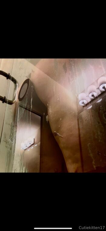 Kitte / cutiekitten17 nude photo #20